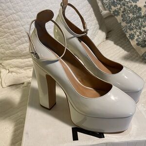 Schultz Platform White Patent Platform Mary Jane’s. Size 9
